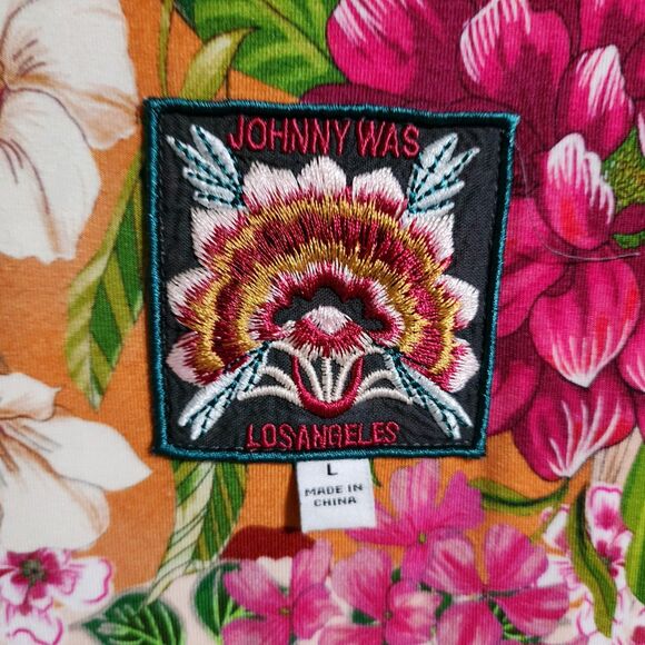 Johnny Was Women's Bamboo V-Neck Short Sleeve T-Shirt Top Patchwork Pattern Sz L - Picture 5 of 6